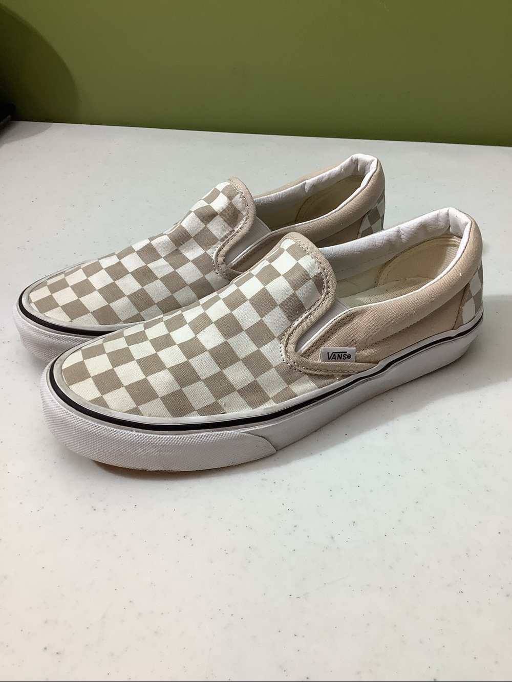 Vans beige canvas checkerboard slip ons, men’s 7.5/women’s 9 - Picture 3 of 9